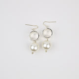 Elegant Drum Shell Pearl Earring